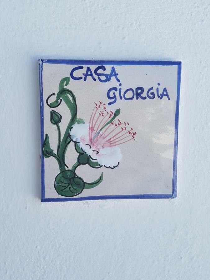 Case Vacanze Marina Longo 圣马丽娜－萨利娜 外观 照片